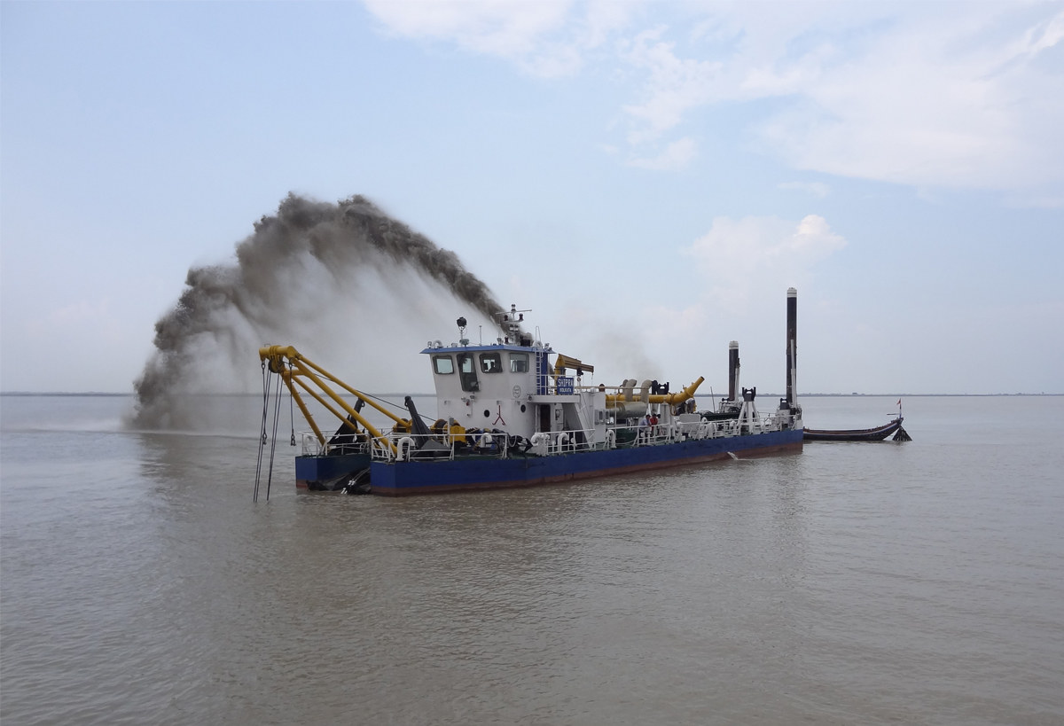 Dredging in Shallow Waters
